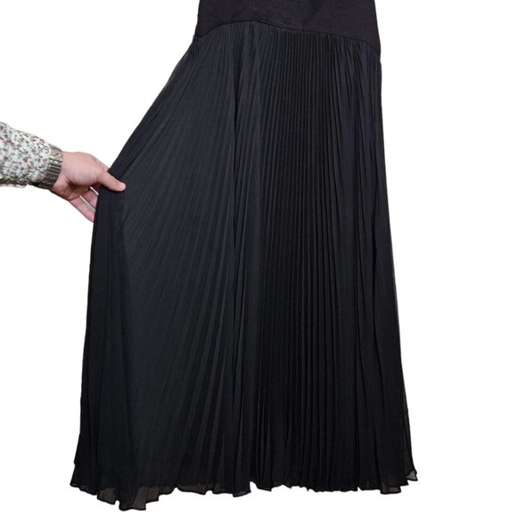 Alexis Sunniva Pleated Strapless Black Maxi Dress Gown - Picture 6 of 13